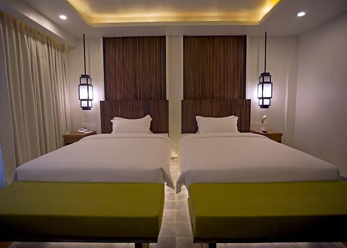 Hotel Hari & 4*