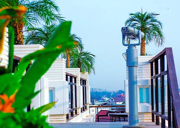 Hotel Hari & 4*